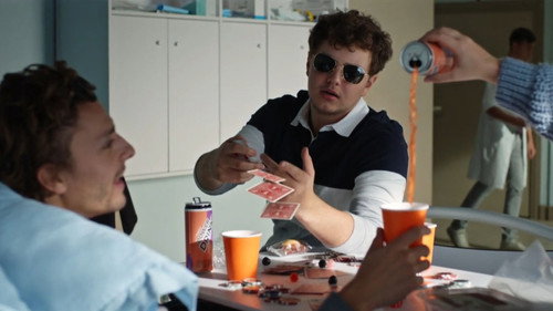 Episode 817 still