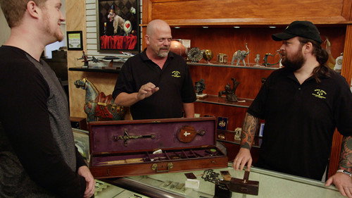 Pawn Stars Season 16 Episode 3 - Pawn of the Undead