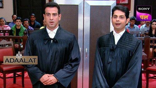Adaalat Season 1 Episode 203 - Hathyari Dayan Part 1