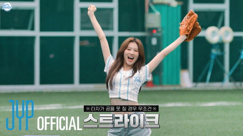 TWICE TV Season 28 Episode 4 - TWICE 9TH ANNIVERSARY “TDOONG BASEBALL TEAM” EP.04