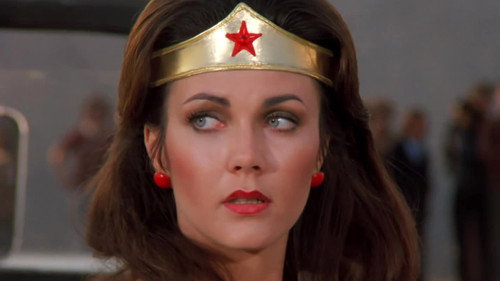 Wonder Woman Season 3 Episode 19 - The Girl with a Gift for Disaster