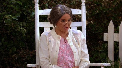 Sonny with a Chance Season 2 Episode 3 - Gassie Passes