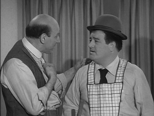 The Abbott and Costello Show Season 2 Episode 2 - Uncle Bozzo's Visit