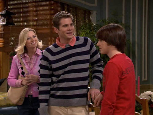 undefined Season 3 Episode 1 - The Drake and Josh Inn