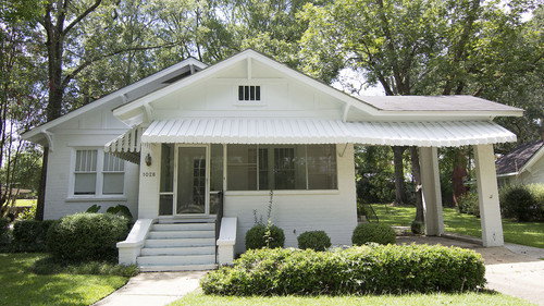 Home Town Season 2 Episode 1 - Banquette Dreams