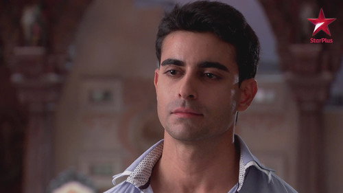 Saraswatichandra plans to leave still