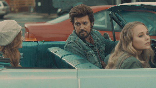 Still the King Season 1 Episode 5 - Guess Who's Coming to Dinner