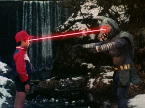 Kamen Rider Season 7 Episode 16 - Help! The One-Eyed Monster Comes to Attack!