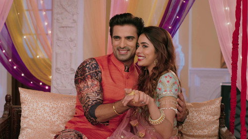 Lockdown Ki Love Story Season 1 Episode 18 - Dhruv, Sonam's Photoshoot