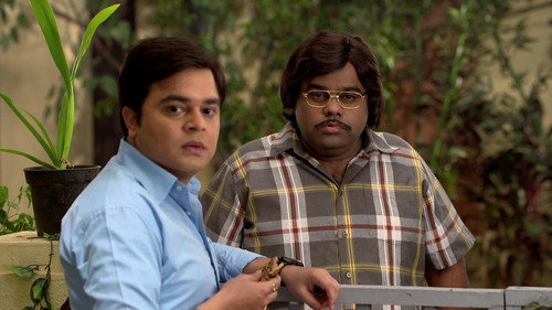 May I Come in Madam? Season 1 Episode 4 - Sanjana-sajan Lock Lips