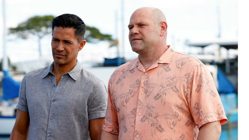 undefined Season 4 Episode 18 - Shallow Grave, Deep Water