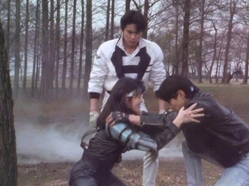 Kamen Rider Season 9 Episode 21 - The Front of Love And Friendship