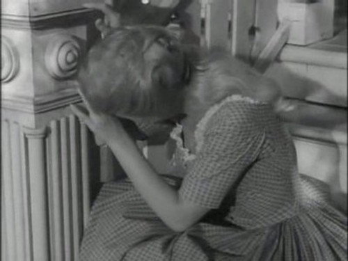 Gunsmoke Season 9 Episode 2 - Lover Boy