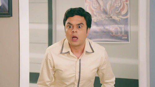 May I Come in Madam? Season 2 Episode 17 - A Shocker for Saajan