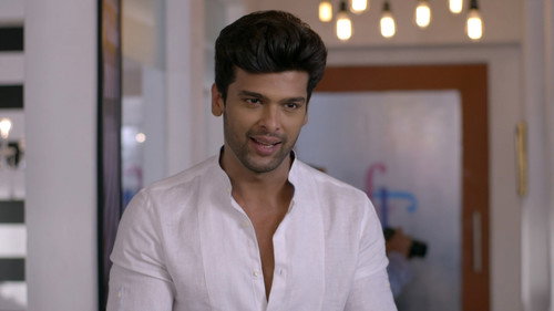 Arjun And Saanjh Go To Lonavala still