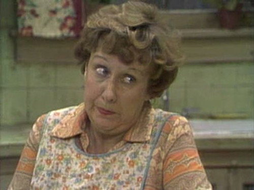 All in the Family Season 3 Episode 23 - Gloria, the Victim