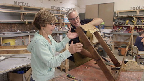 Flea Market Flip Season 13 Episode 11 - Funky Junkers vs. Team Love