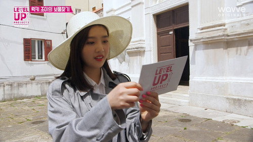 Episode 33 still