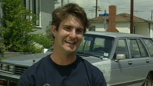 Pimp My Ride Season 1 Episode 11 - Ezra's Nissan Maxima Station Wagon