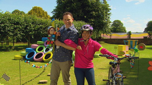 Show Me Show Me Season 6 Episode 11 - Chains and Bikes