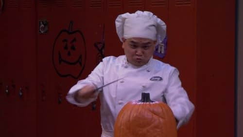 Mr. Young Season 1 Episode 19 - Mr. Mummy