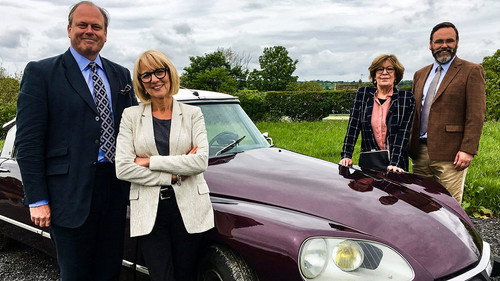 Celebrity Antiques Road Trip Season 7 Episode 19 - Roberta Taylor and Trudie Goodwin