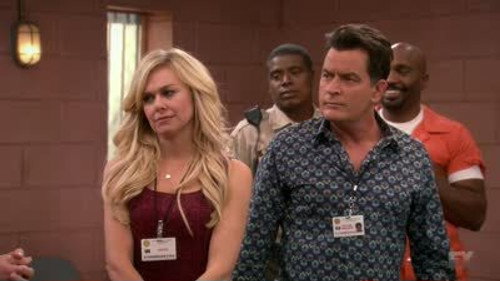 Anger Management Season 2 Episode 48 - Charlie Sets Jordan Up with a Serial Killer