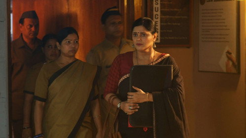 E1320. Pushpa Lands In Trouble still