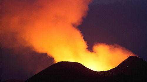 NOVA Season 45 Episode 11 - Volatile Earth: Volcano on the Brink