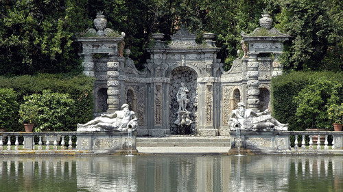 Monty Don's Italian Gardens Season 1 Episode 4 - The Veneto, Lucca and The Lakes