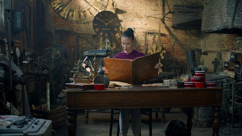 Find Me in Paris Season 2 Episode 14 - On the Run