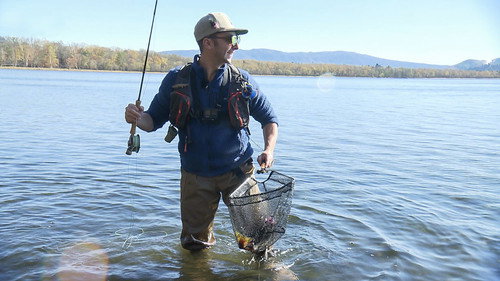 Wild Hokkaido! Season 7 Episode 3 - Fishing in Lake Kussharo