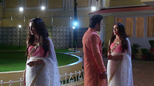 Naagin Season 3 Episode 24 - Doppelgangers Confuse Mahir