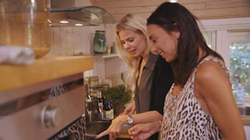 Julies Madselskaber Season 1 Episode 3 - Episode 3