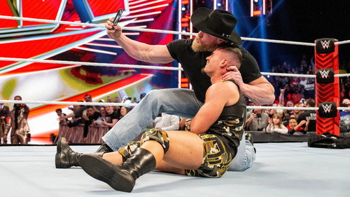 Raw Season 30 Episode 7 - February 14, 2022