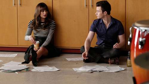 Glee Season 6 Episode 3 - Jagged Little Tapestry