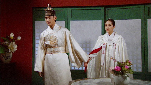 The Moon Embracing the Sun Season 1 Episode 10 - Correspondence of the Dead