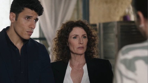 Episode 1207 still