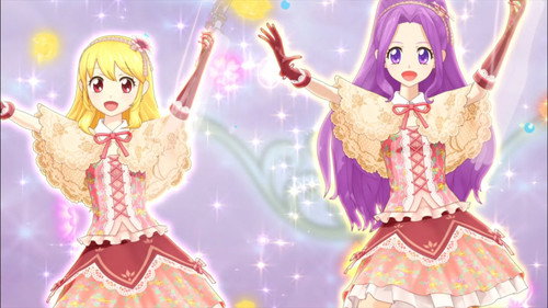 Aikatsu! Season 1 Episode 17 - Heart-Pounding! Special Live: Part 2