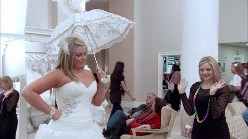 Say Yes to the Dress Season 8 Episode 17 - Bling It On!