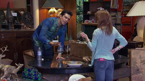 The Carbonaro Effect Season 1 Episode 20 - Might Be Trippin'