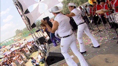 Rebelde Season 1 Episode 148 - Auto de regalo