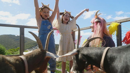 Gardening Australia Junior Season 1 Episode 2 - Fruit Party