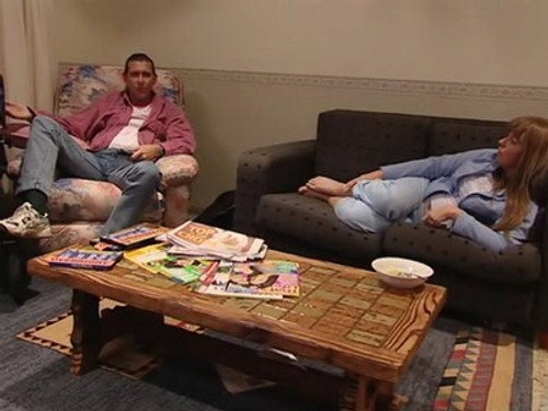 Kath & Kim Season 3 Episode 4 - Kicking Up a Stink