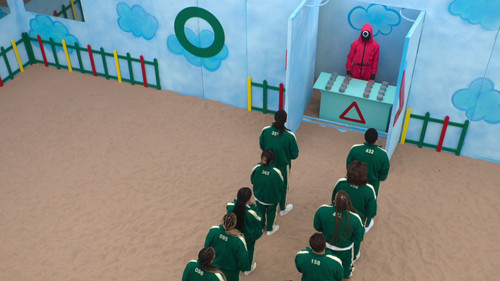 Squid Game: The Challenge Season 1 Episode 2 - The Man with the Umbrella