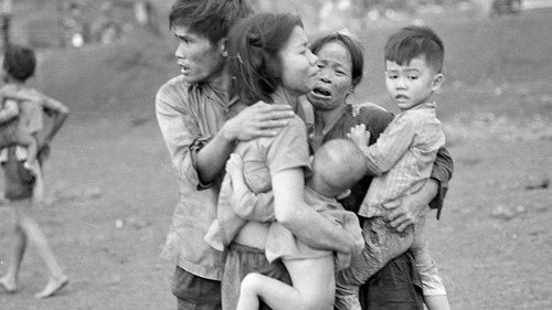 The Vietnam War Season 1 Episode 1 - Déjà Vu (1858-1961)