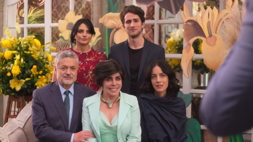 The House of Flowers Season 1 Episode 13 - POPPY (symb. resurrection)