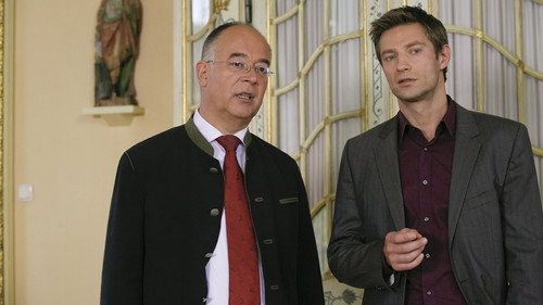 Die Rosenheim-Cops Season 11 Episode 3 - Die Spitze der Feder