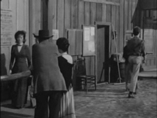Gunsmoke Season 10 Episode 26 - Bank Baby
