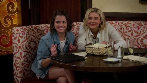 Alexa & Katie Season 2 Episode 3 - #GWENCAS